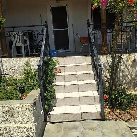 σπίτι - αγρόκτημα - δ γεωργά χατζηράση οδός χατζηράση Appartement