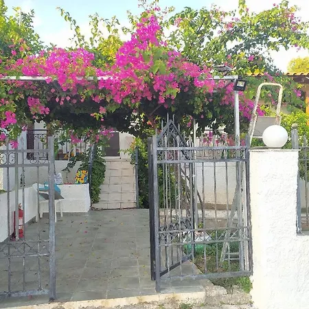 σπίτι - αγρόκτημα - δ γεωργά χατζηράση οδός χατζηράση Porto Heli