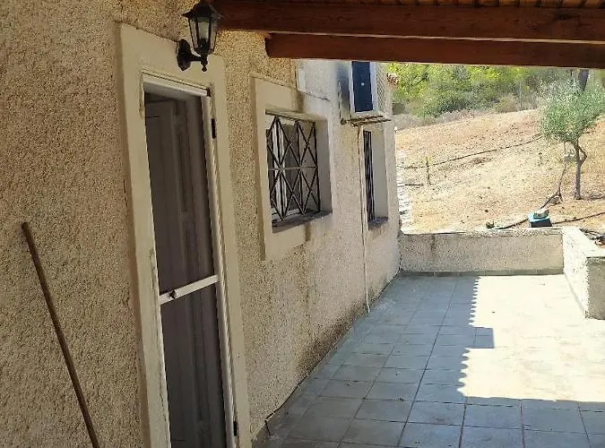 아파트 σπίτι - αγρόκτημα - δ γεωργά χατζηράση οδός χατζηράση *