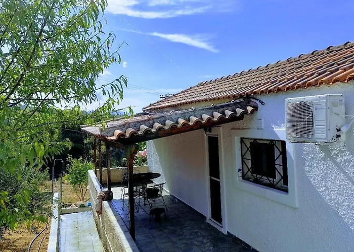 아파트 σπίτι - αγρόκτημα - δ γεωργά χατζηράση οδός χατζηράση *